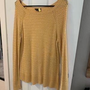 Yellow sweater